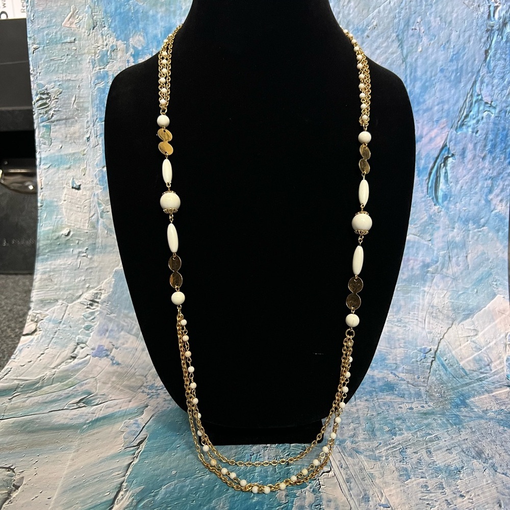 Elegant Gold and White Beaded Necklace